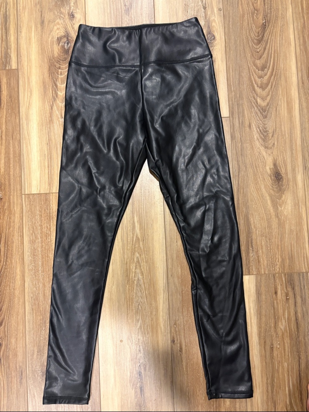 Leather fleece-lined leggings